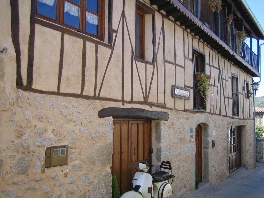 Alojamientos La Herrera San Esteban de la Sierra Exterior photo